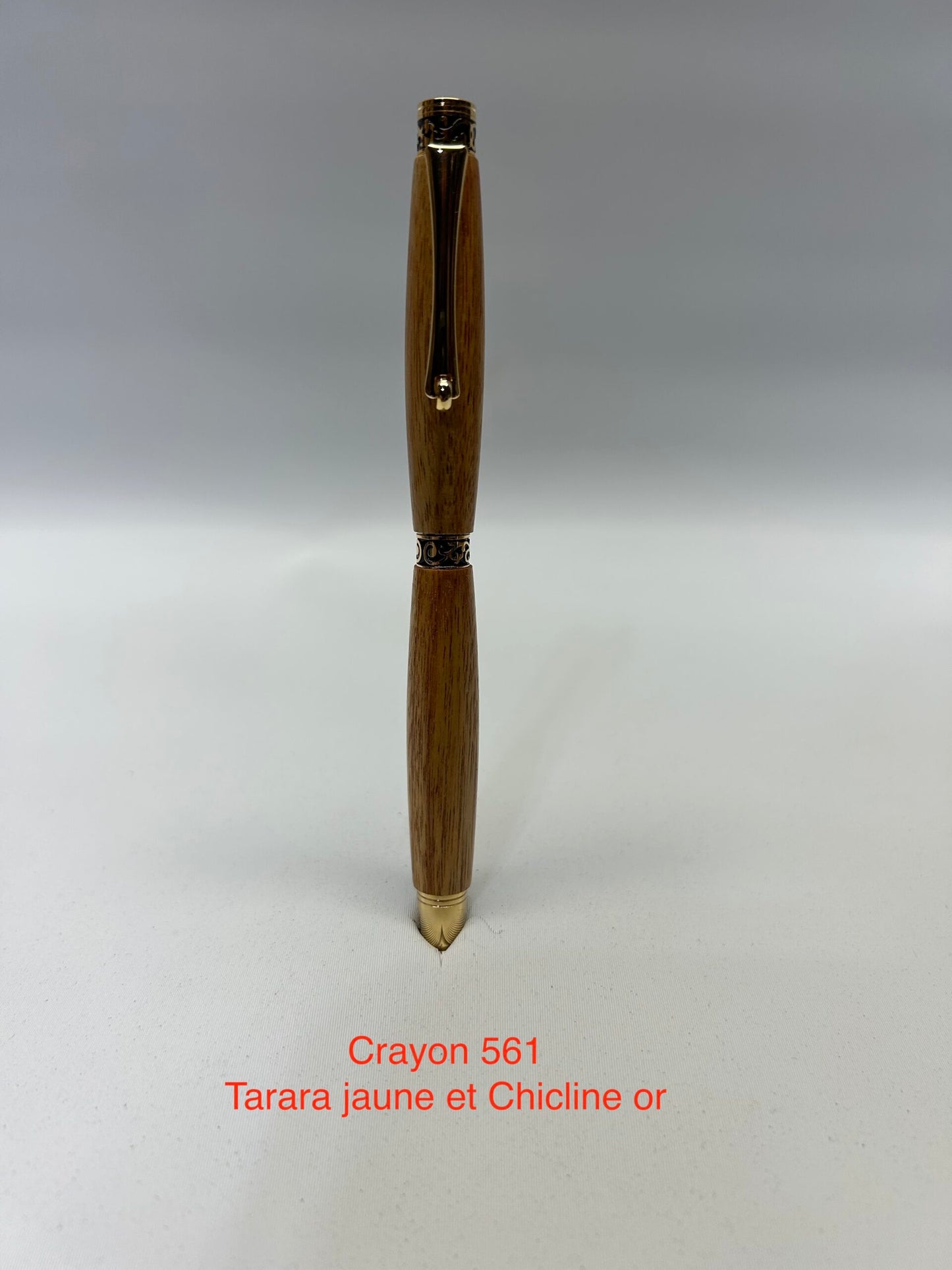 #561 - Chic line, tarara jaune et or