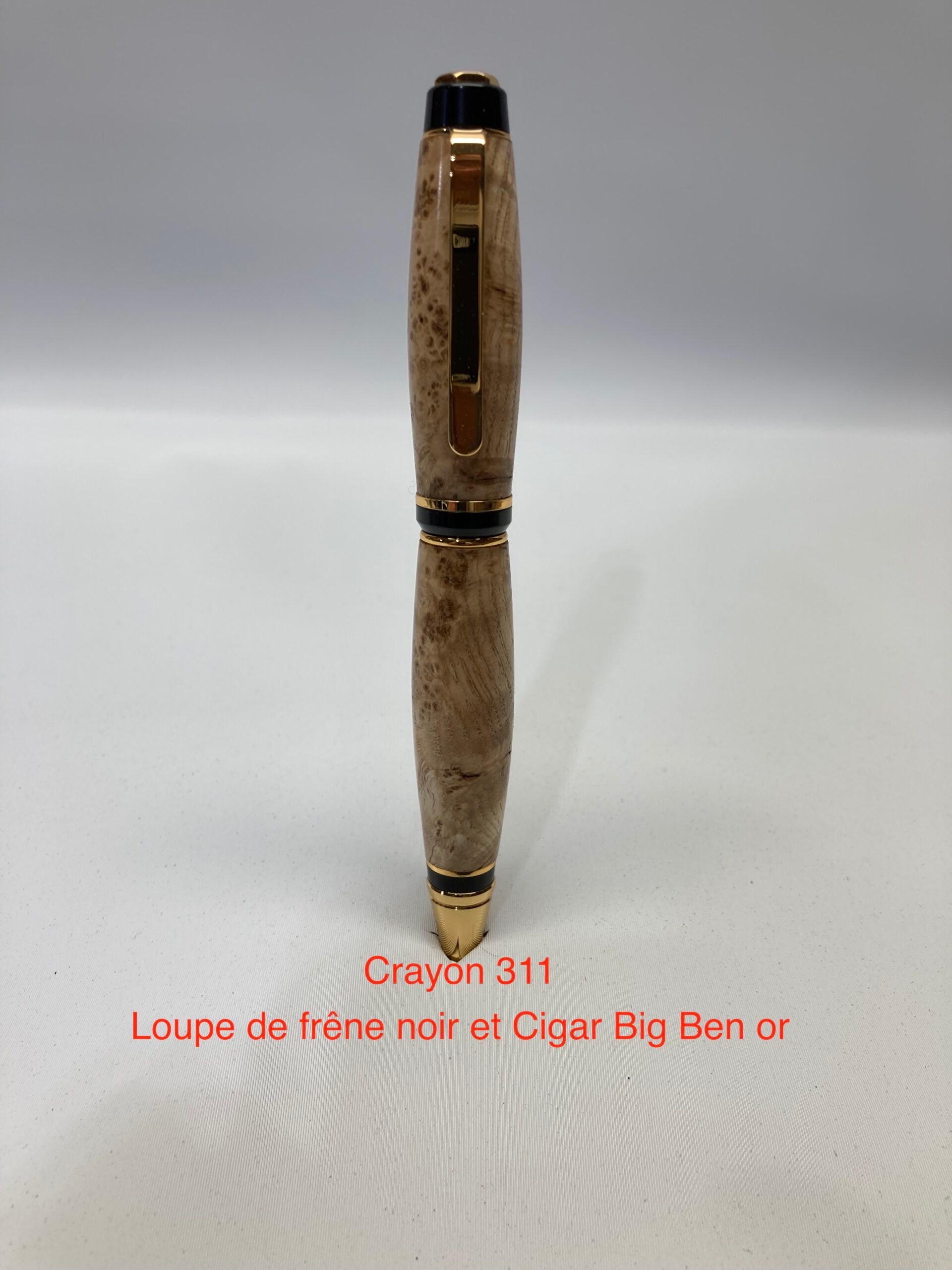 Cigare Big Ben, loupe de frêne noir et or
