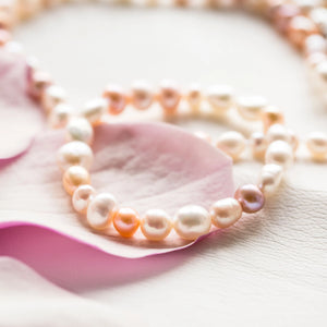 Freshwater pearl bracelet multi-pink and white