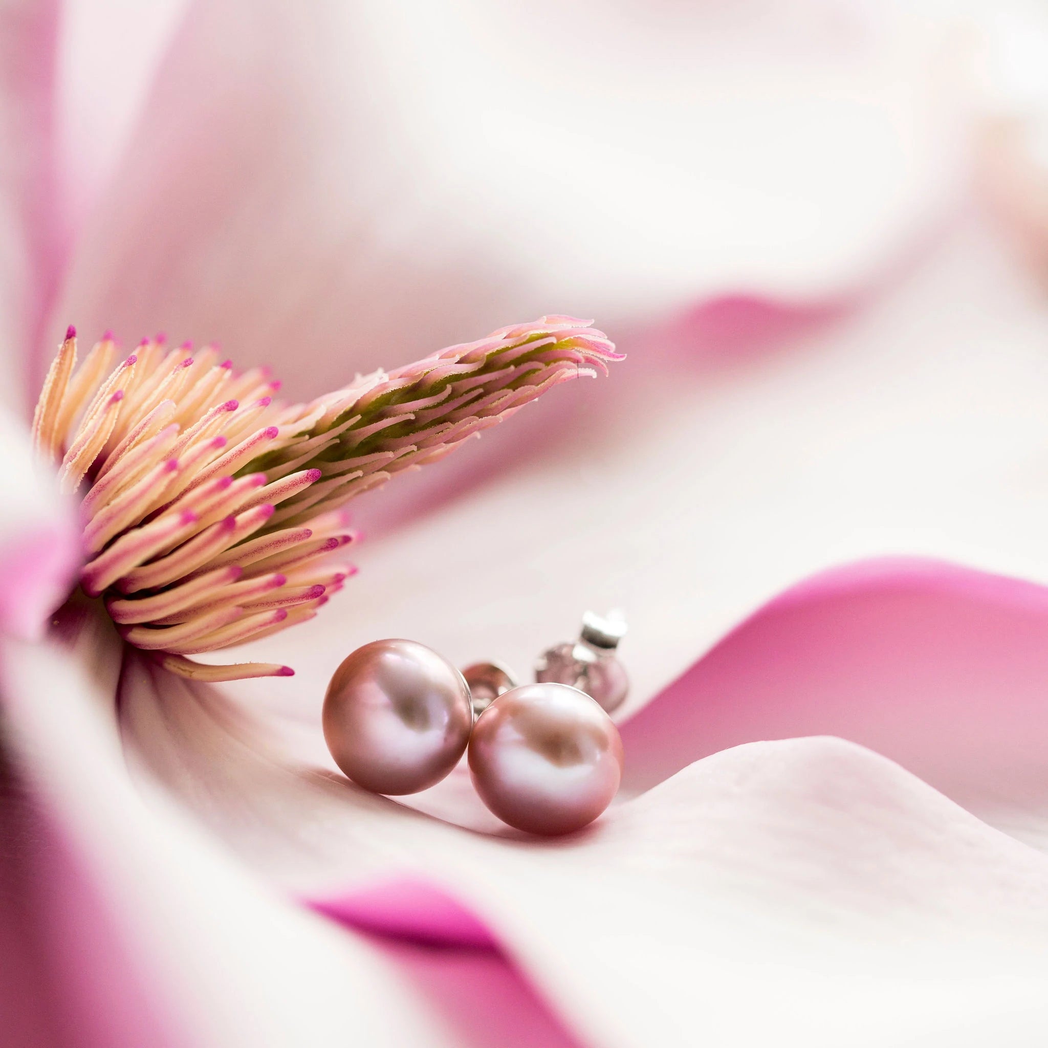 Pink pearl earrings online